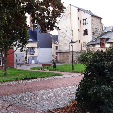 Vila Maison Entre La Plage Et Le Port Dieppe Exteriér fotografie
